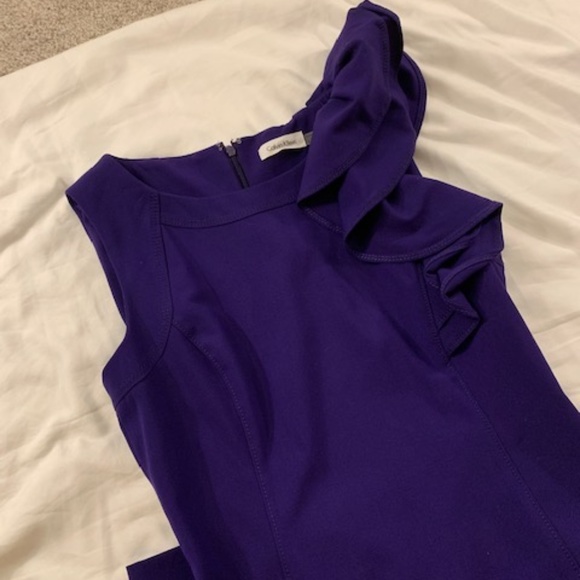 NWOT Calvin Klein Purple Ruffle Shoulder Dress - M - Picture 3 of 8